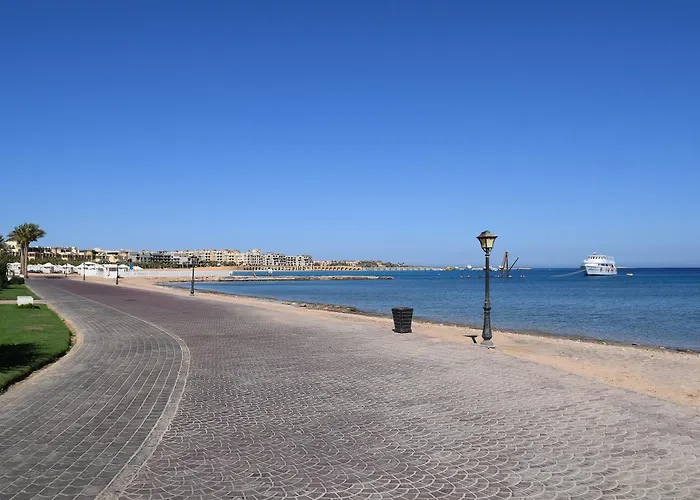 310 El Andalous Apartment